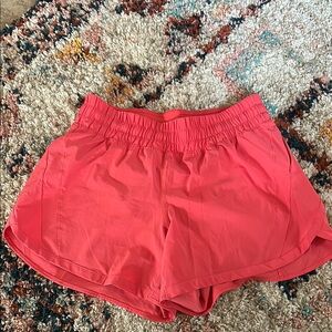 Women’s Lululemon Track That Short High Rise 5”
